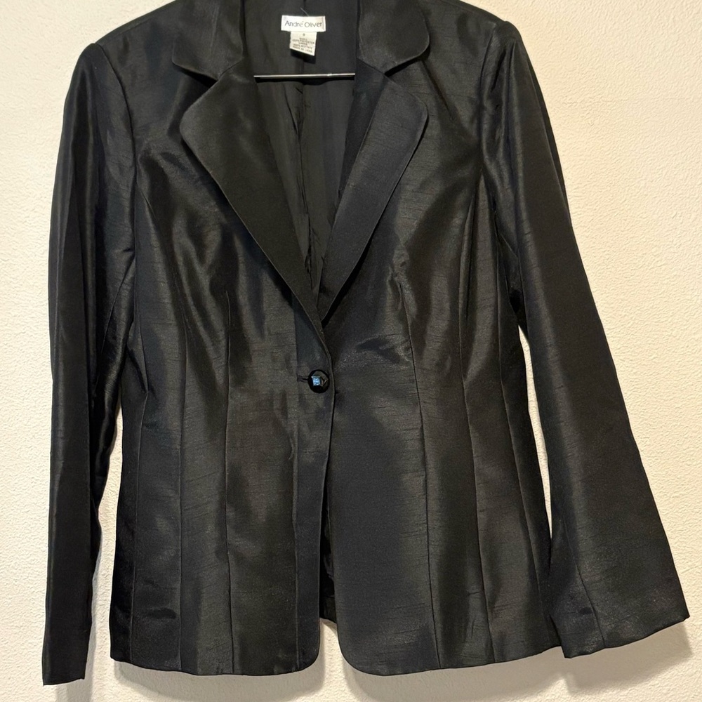 Andre Oliver Classic Women's Black Jacket